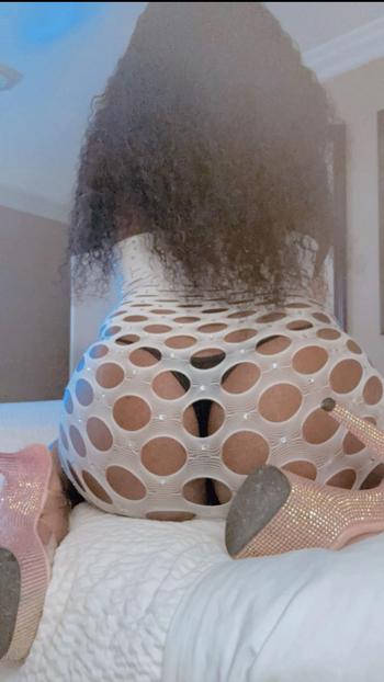 Chyy, 26 African American female escort, Salinas